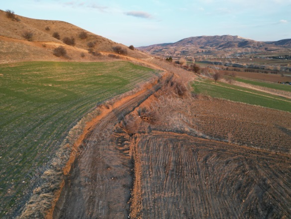 Uçarı Mah. Kahramankazan Satılık Tarla |  1967M2 1.950.000Tl Resim-4