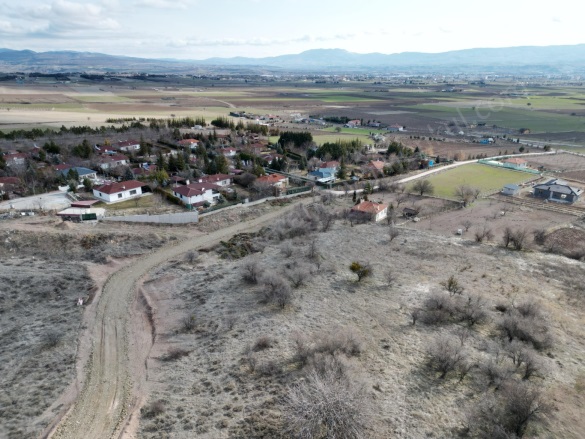 Yassıören Mah. Kahramankazan Satılık Tarla |  830M2 1.950.000Tl Resim-5