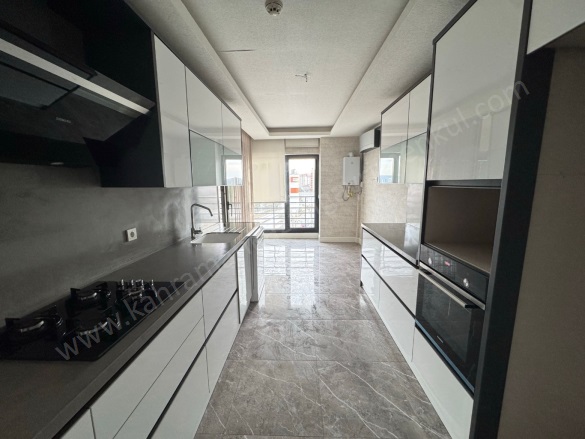 Demetevler Mah. Yenimahalle Kiralık Daire |  4.5+1 Oda | 185M2 Aylık 76.000Tl | 5. Kat | Doğalgaz(Kombi) | 2 Banyo | 4 Yatak Odası Resim-4