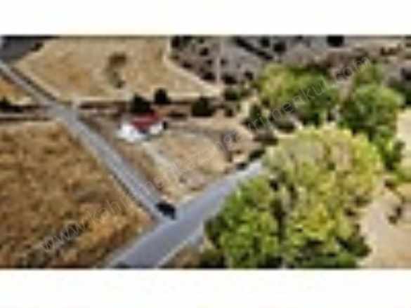 K Kazan Gyodan Uçarı Mah Yol Cepheli 1390M2 Evi Bulunan Bahçe Satılık Arsa Kahramankazan