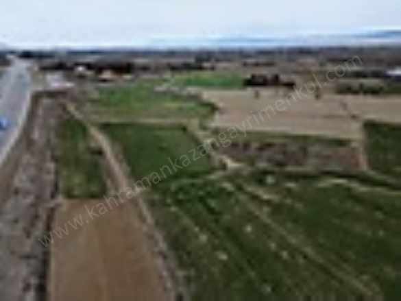 K Kazan Gyodan imrendi Mah 2384+2588 M2 Ist Yoluna 140M2 Tarla Satılık Arsa Kahramankazan