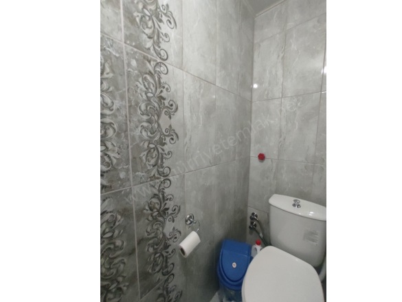 Yüzüncüyıl Mah. Çukurova Satılık Daire |  3+1 Oda | 150M2 3.300.000Tl | 3. Kat | Doğalgaz(Kombi) | 1 Banyo | 1 Yatak Odası Resim-5