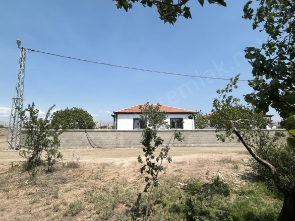 Tepe Mah-Kemerhisar Köyü. Bor Satılık Yazlık |  475M2 3.750.000Tl Resim-2