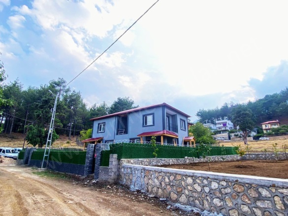 Yenikonacık Mah. Pozantı Satılık Yazlık |  400M2 3.800.000Tl Resim-2