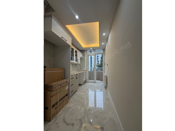 Güzelyalı Mah. Çukurova Satılık Bina |  3+1 Oda | 150M2 4.395.000Tl | 4. Kat | Doğalgaz(Kombi) | 1 Banyo | 1 Yatak Odası Resim-2