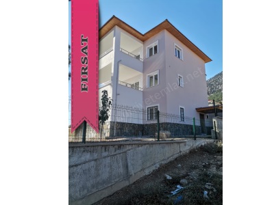 Pozantı Bozkırlıda Satılık Villa Sıfır Triplex Vılla Yenikonacık Mah