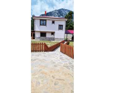 Pozantı Yenikonacıkta 3+1 Satılık Villa Yenikonacık Mah