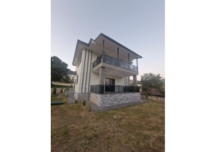 Alpu Yaylasında Oturmaya Hazır Satılık Villa Lüx Pozantı Mah