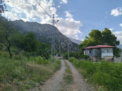 Pozantı Akçatekir Çıralı Mevkiinde Doğa Manzaralı Satılık Arsa Yaylalık 385 M2 Mah