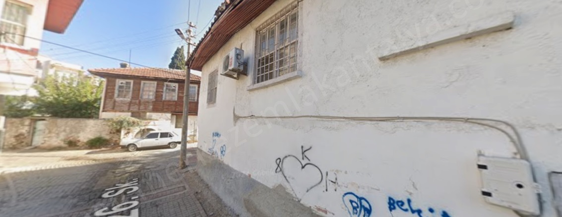 Balbey Mah. Muratpaşa Satılık Bahçeli Ev |  4+2 Oda | 327M2 5.500.000Tl  Krediye Uygun  | Klima | 1 Banyo | 2 Yatak Odası Resim-4