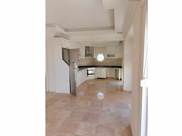 Turizm Merkezi Belek De Satılık Villa Dublexs Site içi 3+1 Serik Mah