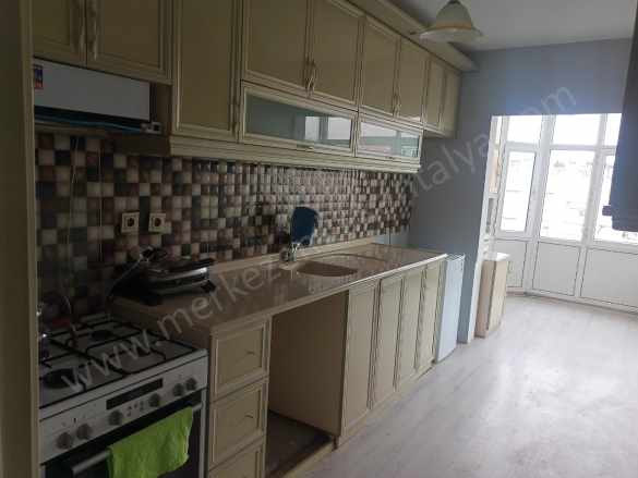 Altındağ Mah 100 Yıl Cad Üzeri 3+1 Kiralık Ofis / Büro Muratpaşa