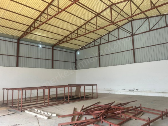Yenigöl Mah. Muratpaşa Kiralık Depo |  1 Oda | 600M2 Aylık 60.000Tl | 1. Kat | Klima | 1 Banyo Resim-4