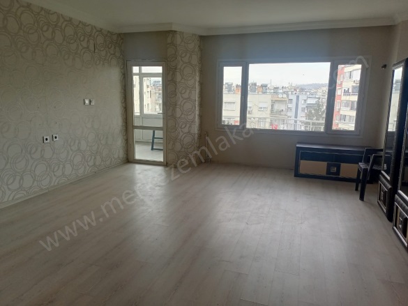 Altındağ Mah. Muratpaşa Satılık Daire |  3+1 Oda | 140M2 5.300.000Tl  Krediye Uygun  | 3. Kat | 1 Banyo | 1 Yatak Odası Resim-5