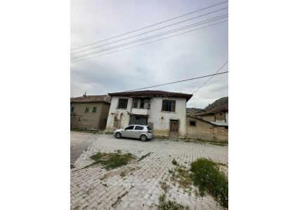 Korkuteli Karakuyu Mah Yazlık Satılık Müstakil Ev