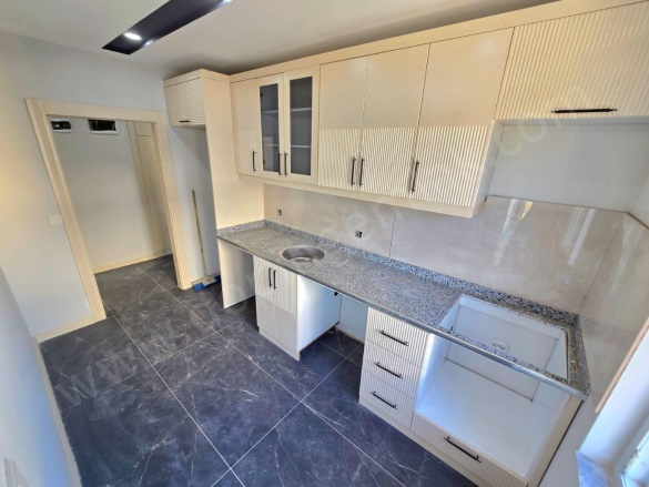 Ayanoğlu Mah. Kepez Satılık Daire |  2+1 Oda | 90M2 3.850.000Tl  Krediye Uygun  | 3. Kat | Klima | 1 Banyo | 2 Yatak Odası Resim-1