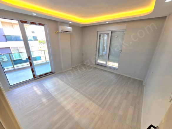 Ayanoğlu Mah. Kepez Satılık Daire |  2+1 Oda | 90M2 3.850.000Tl  Krediye Uygun  | 3. Kat | Klima | 1 Banyo | 2 Yatak Odası Resim-3