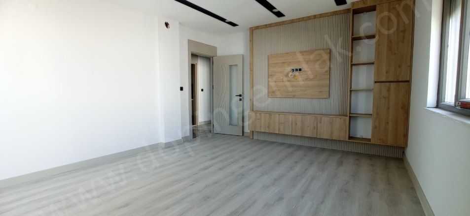 Ayanoğlu Mah. Kepez Satılık Daire |  2+1 Oda | 110M2 4.150.000Tl  Krediye Uygun  | 2. Kat | Klima | 1 Banyo | 2 Yatak Odası Resim-2