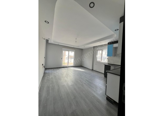 Varsak Karşıyaka Mah. Kepez Satılık Daire |  1+1 Oda | 55M2 2.350.000Tl  Krediye Uygun  | Giriş Katı | Klima | 1 Banyo | 1 Yatak Odası Resim-3