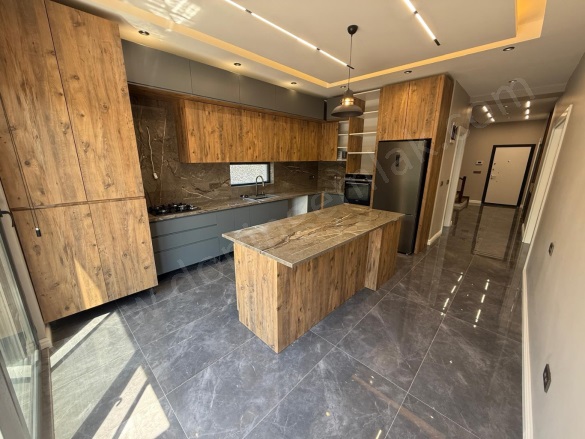 Düzlerçamı Mah. Döşemealtı Satılık Villa |  4+1 Oda | 380M2 15.500.000Tl | Villa | Yerden Isıtma | 3 Banyo | 4 Yatak Odası Resim-5