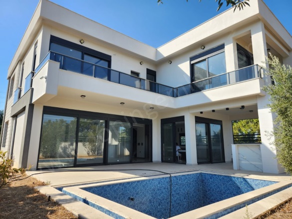 Yeşilbayır Mah. Döşemealtı Satılık Villa |  5+1 Oda | 400M2 23.500.000Tl  Krediye Uygun  | Villa | Yerden Isıtma | 4 Banyo | 5 Yatak Odası Resim-1