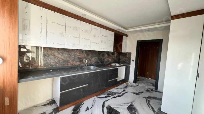 Tramvaya Adım Mesafede iskanlı 2+1 Sıfır Geniş Satılık Daire Kepez Varsak Menderes Mah