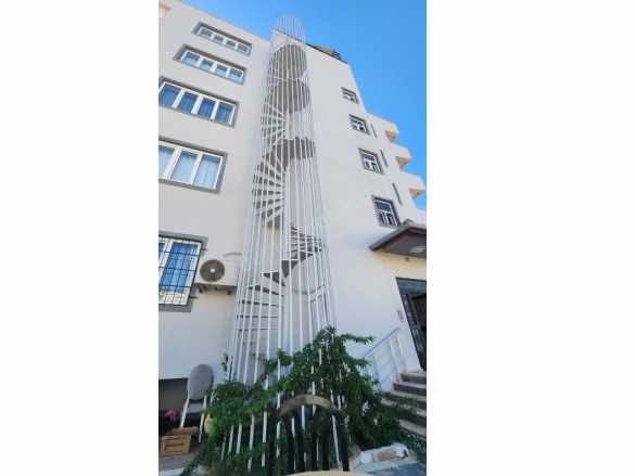 Kepezin En Büyük 3+1 Katta Asansörlü Si Satılık Daire Varsak Karşıyaka Mah