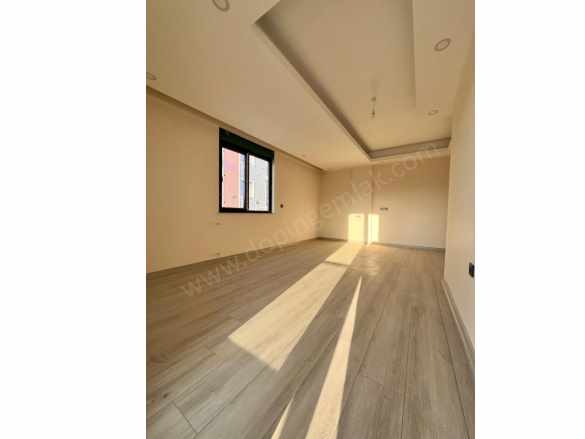 Varsak Karşıyakada Havuzlu Site içerisinde Lüks 2+1 Kiralık Daire Ayrı Mutfak Kepez Karşıyaka Mah