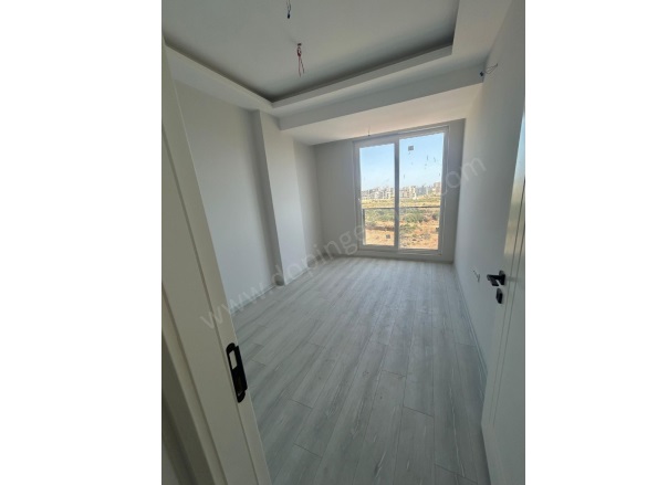 Altıntaş Mah. Aksu Satılık Daire |  1+1 Oda | 60M2 3.250.000Tl  Krediye Uygun  | 4. Kat | Klima | 1 Banyo | 1 Yatak Odası Resim-3