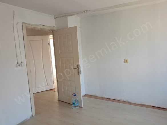 Ayanoğlu Mahallesinde 2+1 Kiralık Daire Kepez