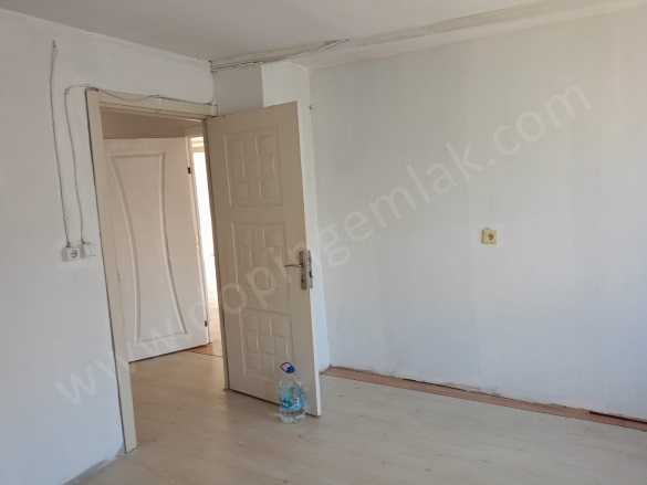 Ayanoğlu Mah. Kepez Kiralık Daire |  2+1 Oda | 120M2 Aylık 17.000Tl | 2. Kat | Klima | 1 Banyo | 1 Yatak Odası Resim-1