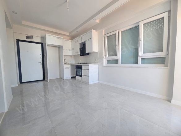 Bahçeyaka Mah. Döşemealtı Satılık Daire |  1+1 Oda | 55M2 2.375.000Tl  Krediye Uygun  | 1. Kat | Doğalgaz(Kombi) | 1 Banyo | 1 Yatak Odası Resim-3