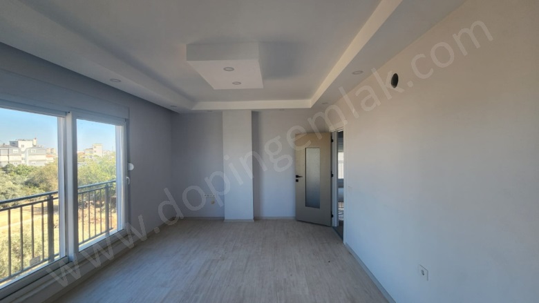 Demirel Mah. Kepez Satılık Daire |  2+1 Oda | 110M2 4.250.000Tl  Krediye Uygun  | 1. Kat | Klima | 1 Banyo | 1 Yatak Odası Resim-1