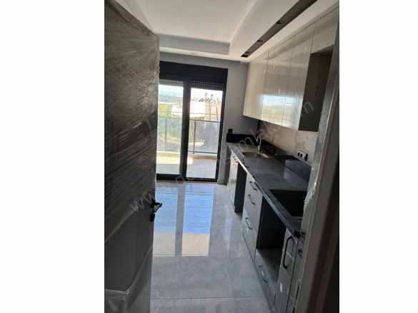 Aksu Macun Mhde 2+1 Kiralık Daire Havuzlu Ayrı Mutfaklı Bina içi Akıllı Sistem Geniş ! Alaylı Mah