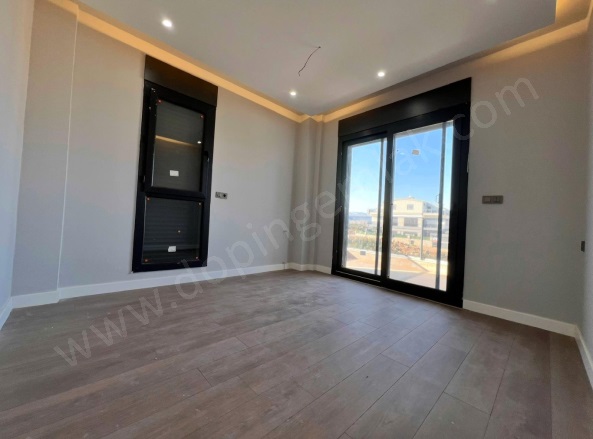 Altınkale Mah. Döşemealtı Satılık Villa |  4+1 Oda | 370M2 13.000.000Tl  Krediye Uygun  | Villa | Klima | 3 Banyo | 4 Yatak Odası Resim-2