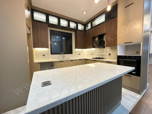 Çıplaklı Mah. Döşemealtı Satılık Villa |  4+1 Oda | 510M2 19.500.000Tl  Krediye Uygun  | Villa | Yerden Isıtma | 4 Banyo | 4 Yatak Odası Resim-3