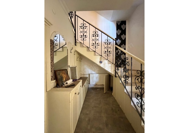 Çankaya Mah. Kepez Satılık Villa |  6+1 Oda | 380M2 24.000.000Tl  Krediye Uygun  | Tripleks | Doğalgaz(Kombi) | 3 Banyo | 6 Yatak Odası Resim-3