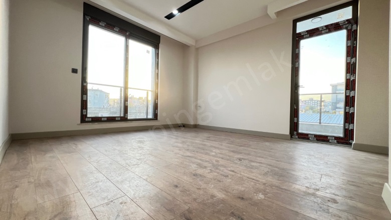 Aktoprak Mah. Kepez Acil Satılık Daire |  2+1 Oda | 110M2 3.450.000Tl  Krediye Uygun  | 1. Kat | Klima | 1 Banyo | 1 Yatak Odası Resim-3