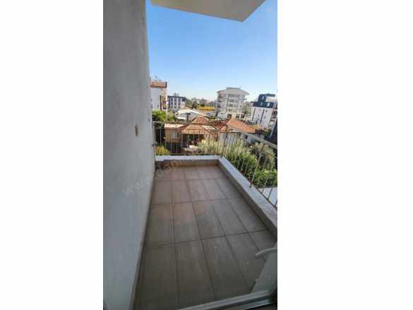 Antalya Döşemealtında işlek Atatürk Caddesi Üzerinde Kiralık Ofis / Büro ! 3+1 Bahçeyaka Mah