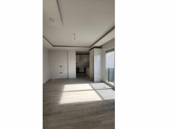 Döşemealtı Atatürk Caddesi Yakınında Katta Satılık Daire iskanlı Fırsat ! 2+1 Orta Mah