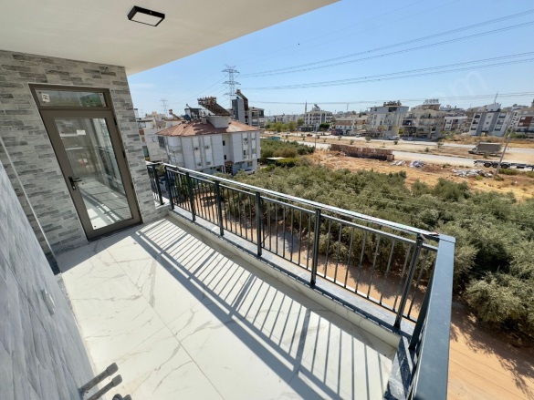 Ayanoğlu Mah. Kepez Satılık Daire |  2+1 Oda | 110M2 4.025.000Tl | 3. Kat | 2 Yatak Odası Resim-2