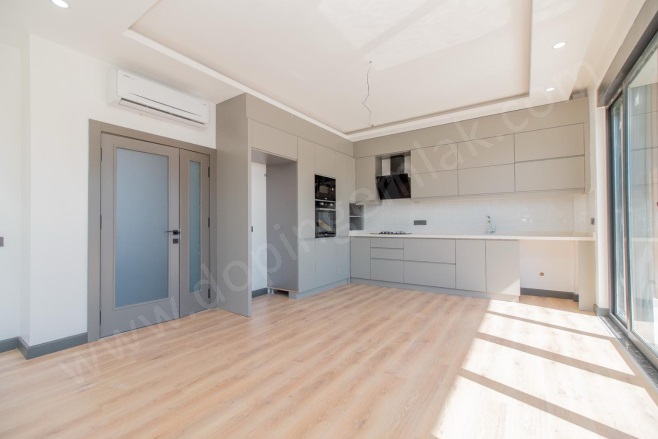 Yeşilbayır Mah. Döşemealtı Satılık Villa |  5+1 Oda | 280M2 14.500.000Tl  Krediye Uygun  | Villa | Yerden Isıtma | 5 Banyo Resim-5