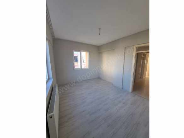 Kiralık Daire 3 Balkonlu Geniş 2+1 Döşemealtı Bahçeyaka Mah