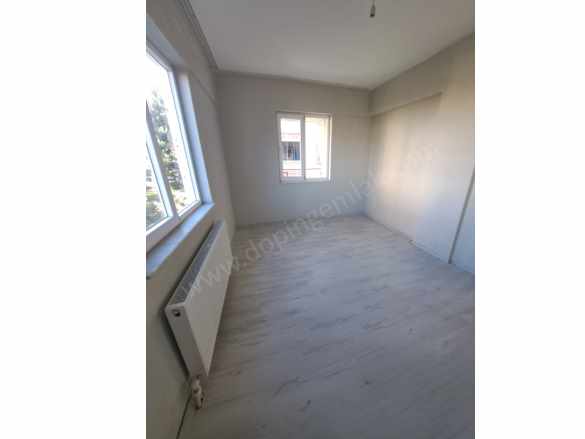 Kiralık Daire 3 Balkonlu Geniş 2+1 Döşemealtı Bahçeyaka Mah