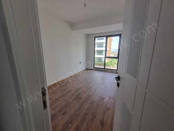 Döşemealtı Yeni Köy Mahallesi Rengi Antalya Green Life Sitesinde 1+1Havuzlu Kiralık Daire Yeniköy Mah