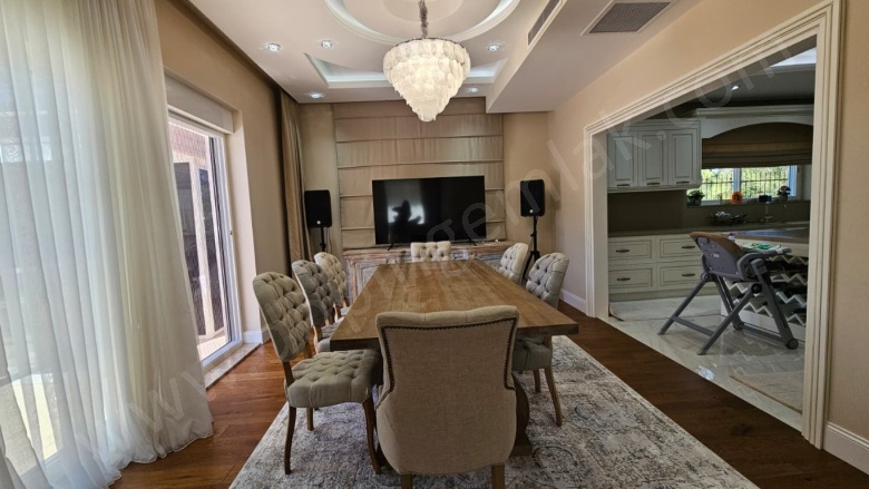 Yeşilbayır Mah. Döşemealtı Satılık Villa |  4+1 Oda | 640M2 32.000.000Tl  Krediye Uygun  | Villa | Yerden Isıtma | 4 Banyo | 4 Yatak Odası Resim-2