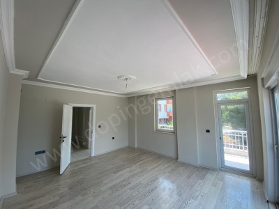 Aktoprakta Tadilatlı Tertemiz 3+1 Satılık Daire Kepez Aktoprak Mah