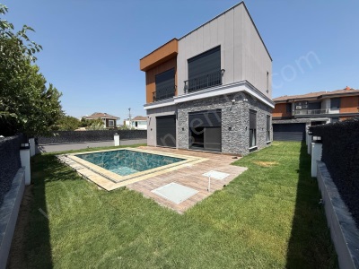 Antalya Döşemealtı Düzlerçamı 4+1 Satılık Villa Müstakil Mah