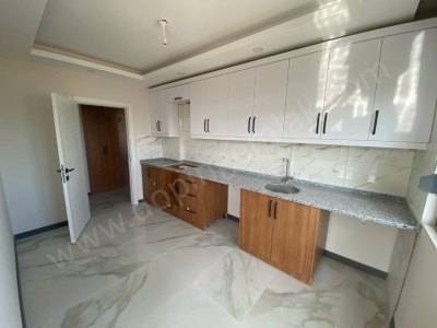 Kepez Demirel Mahallesi Okul Karşısında Satılık Daire 2+1 Mah