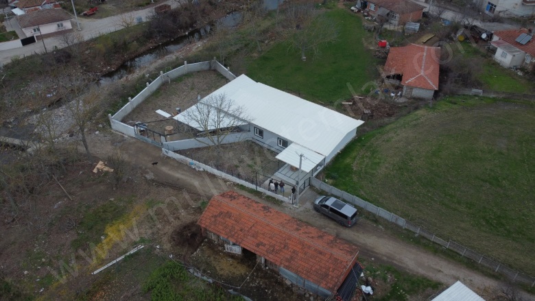 Tütüncü Mah. Gönen Satılık Köy Evi |  2+1 Oda | 233M2 2.800.000Tl | 2 Banyo | 1 Yatak Odası Resim-1